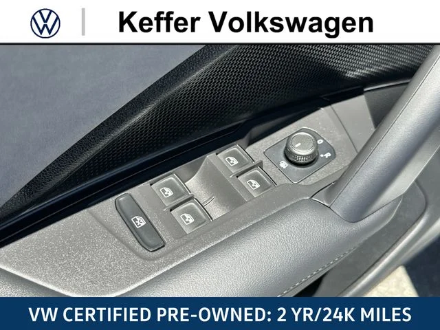 Certified Used 2025 White Volkswagen 2.0T SE image 17