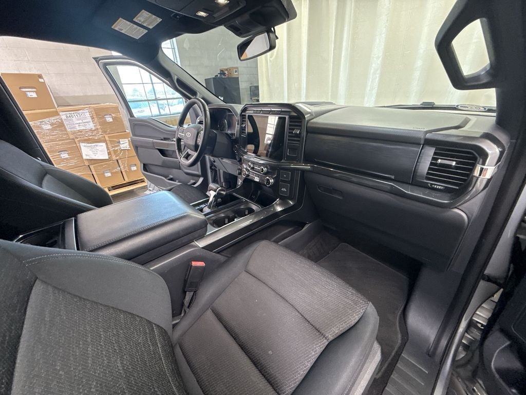 Used 2021 Silver Metallic Ford XLT image 37