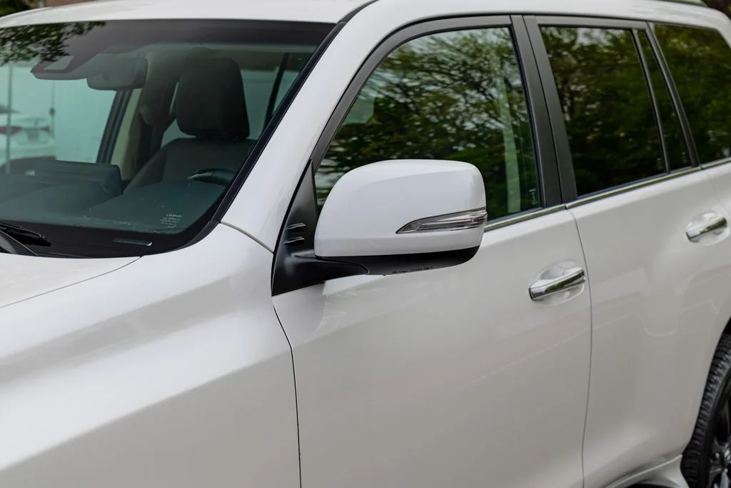 Used 2023 White Pearl Lexus 460 image 12