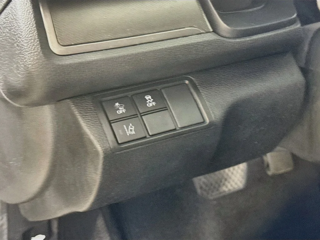 Used 2020 Gray Honda LX image 10