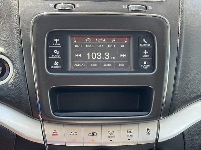 Used 2019 Gray Dodge SE image 21