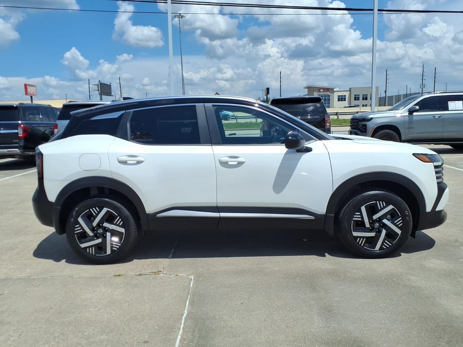 2026 Nissan Kicks SV White at Robbins Nissan