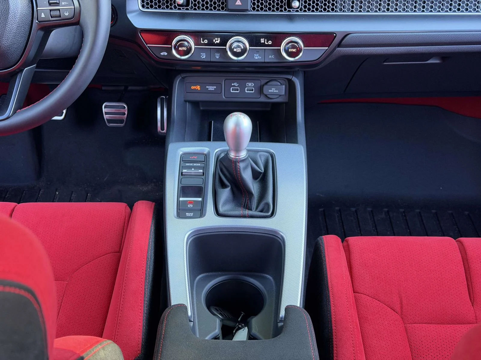 Used 2023  Honda  image 16