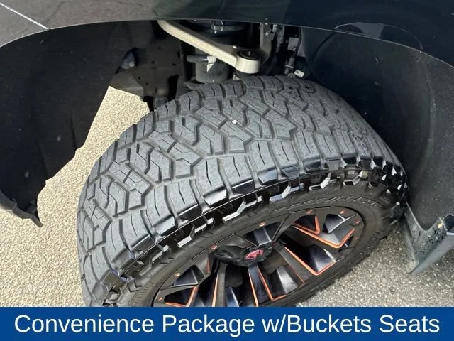 Used 2022 MOSAIC BLACK METALLIC Chevrolet RST image 8