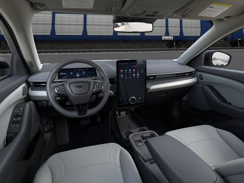 New 2026 Star White Metallic Tri-coat Ford Premium image 9