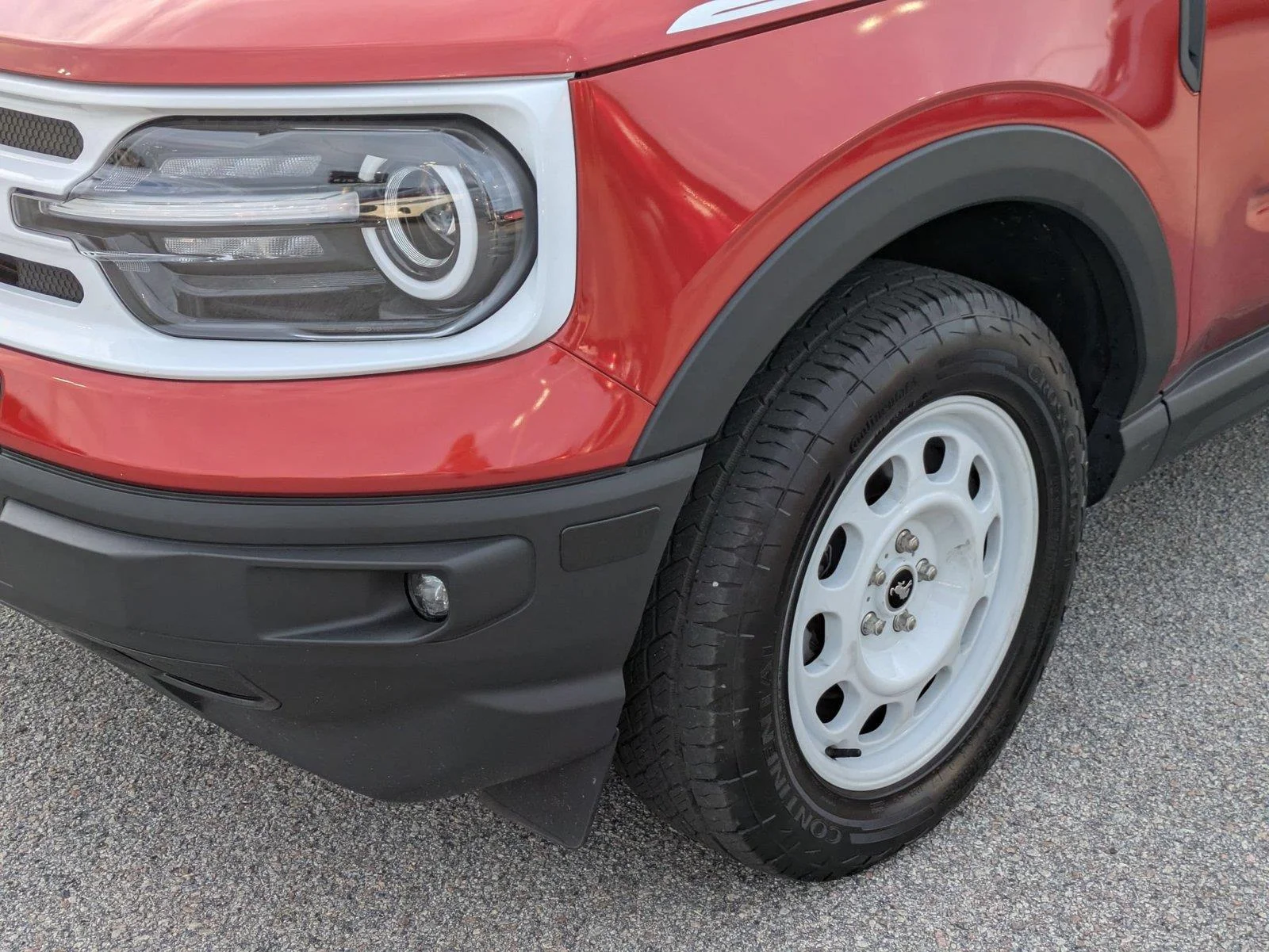 Used 2024 Hot Pepper Red Metallic Tinted Clearcoat Ford Heritage image 9