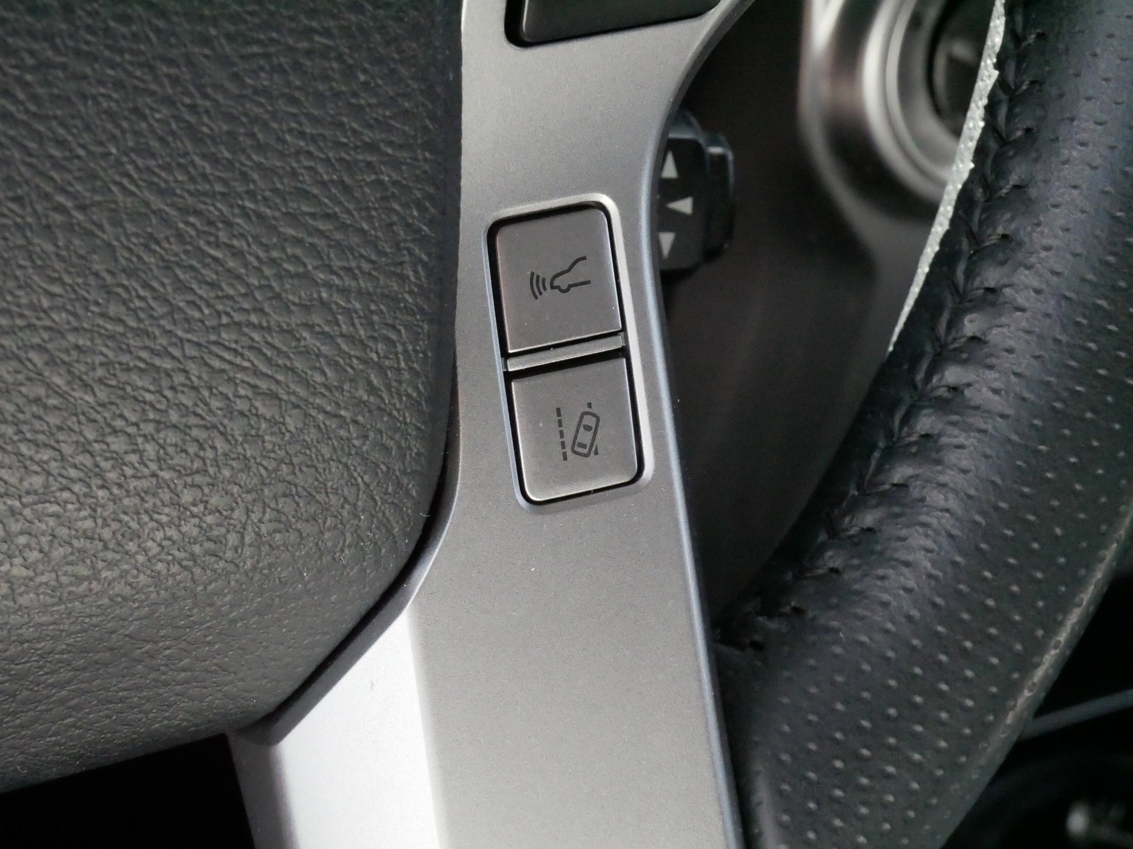 Used 2023 Midnight Black Metallic Toyota SR5 image 25