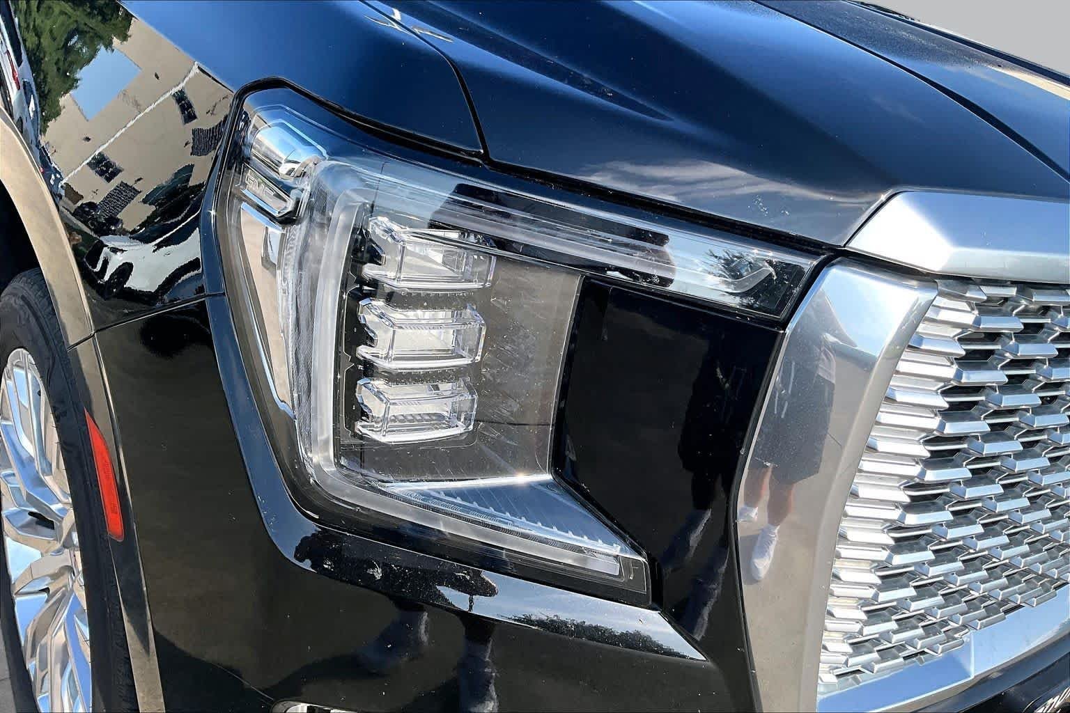 Used 2023 Onyx Black GMC Denali image 26