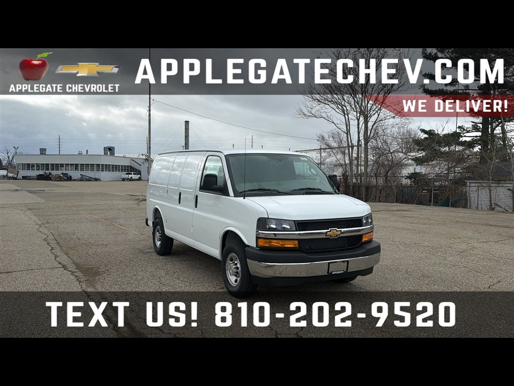 2026 Chevrolet Express 2500 Work Van HD's photo