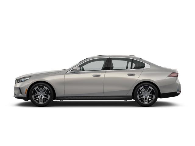 New 2027 Oxide Grey Metallic BMW  image 4