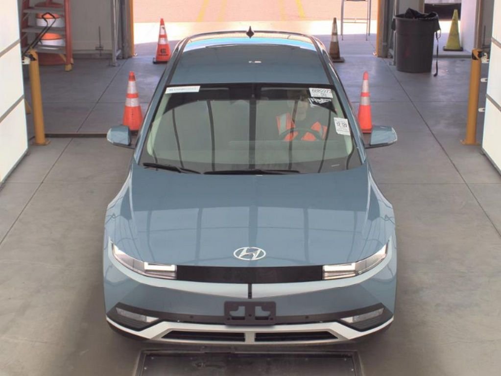 Used 2024 Blue Hyundai SEL image 2
