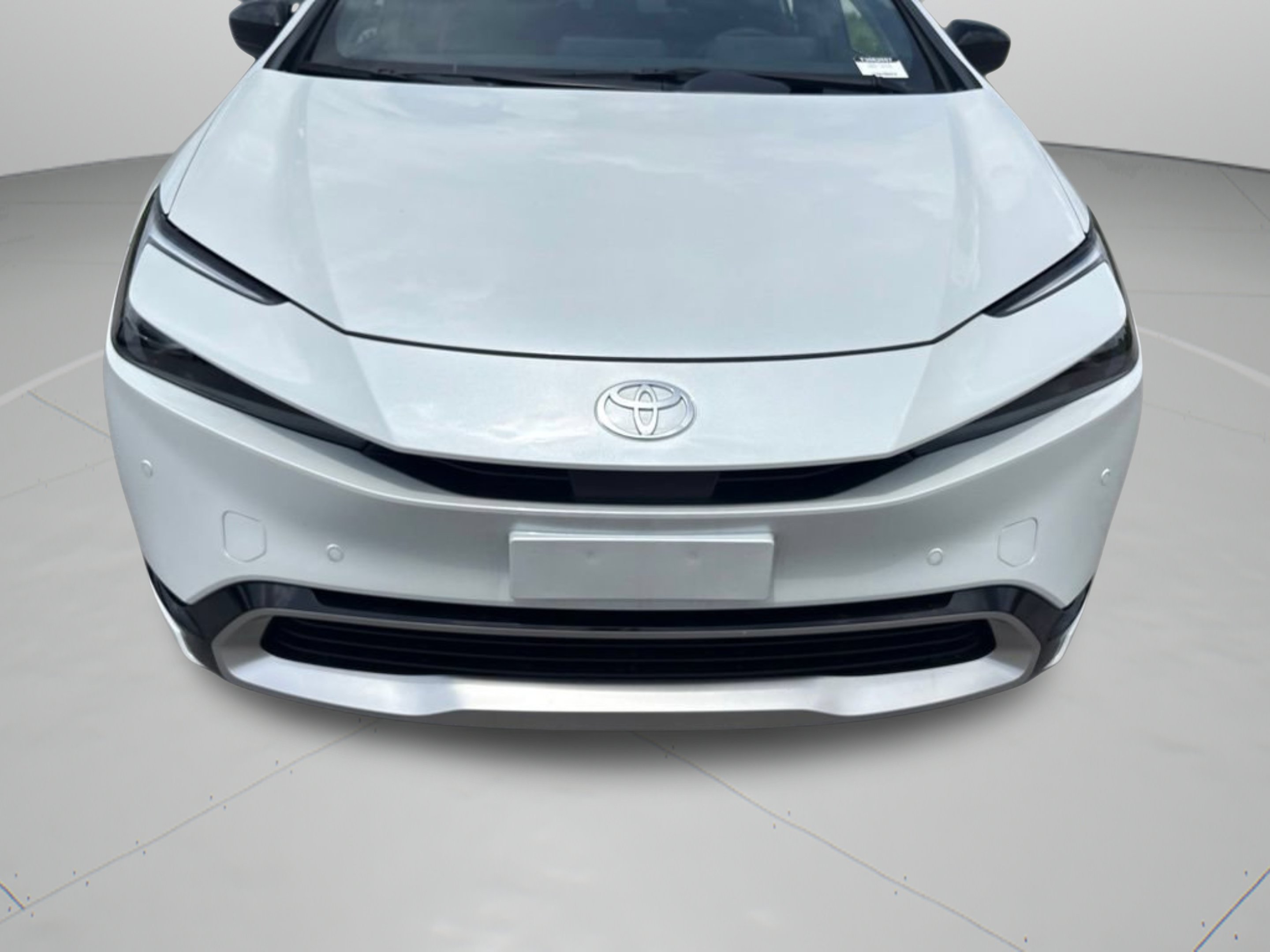 2026 Toyota Prius Plug-in Hybrid XSE - Photo 29