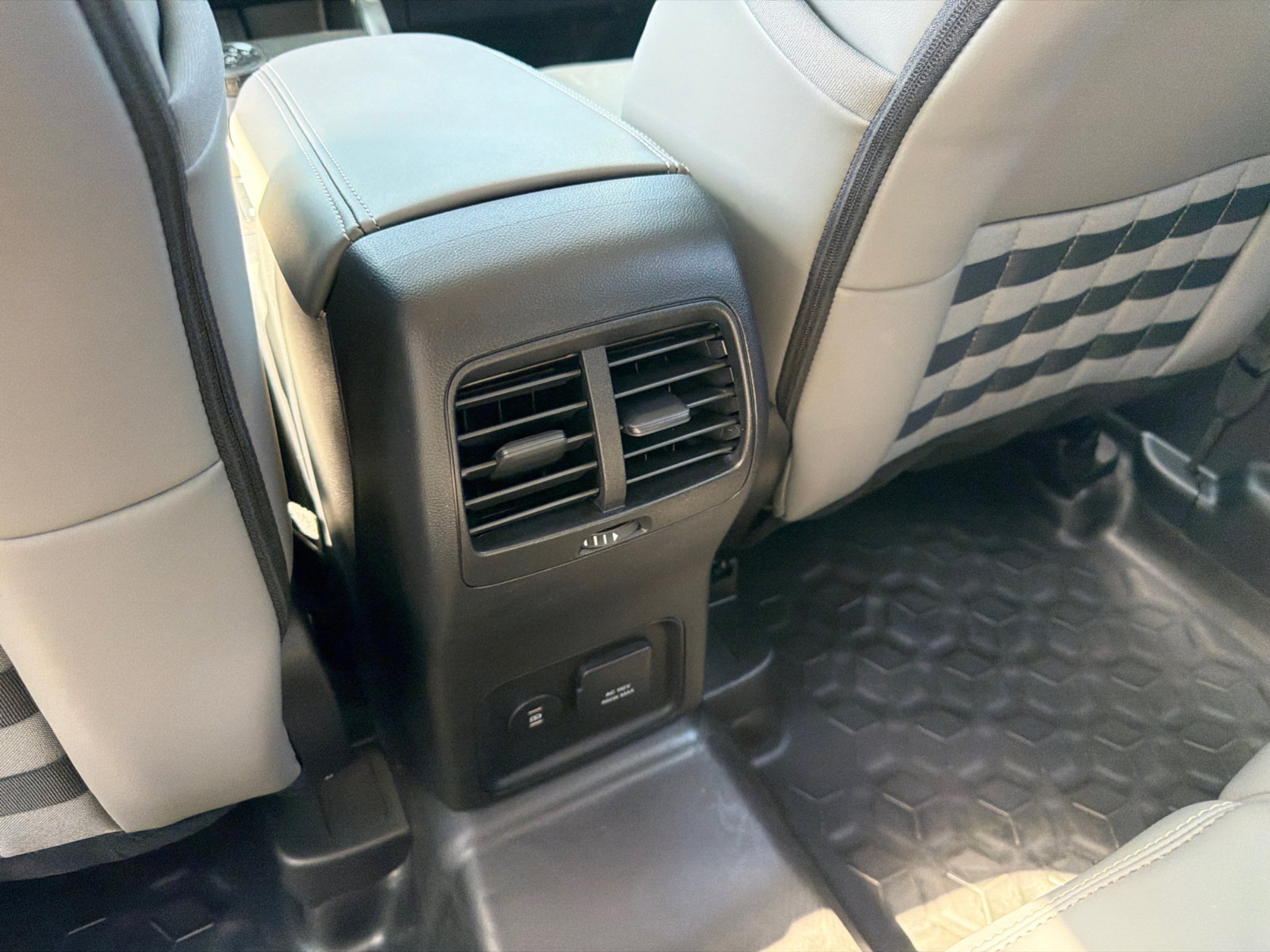 New 2026 Azure Gray Metallic Tri-Coat Ford Badlands® image 11
