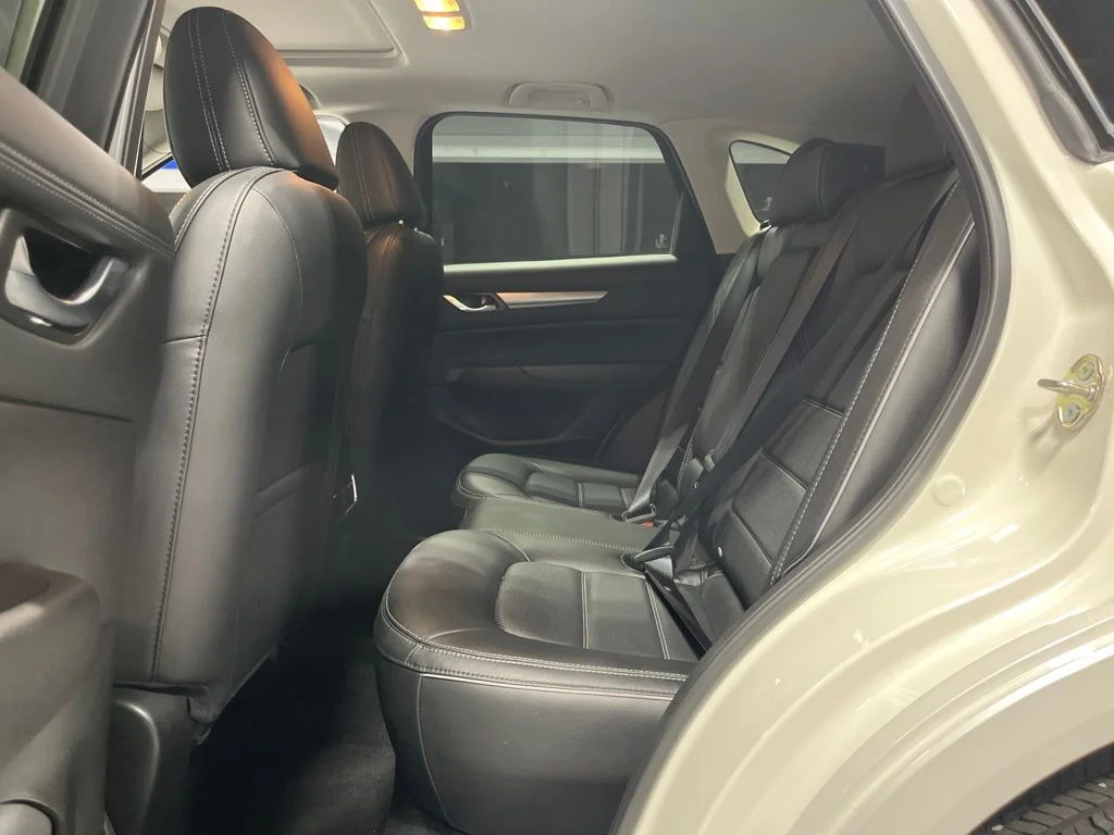 Used 2025 White Metallic Mazda 2.5 S Preferred Package image 33