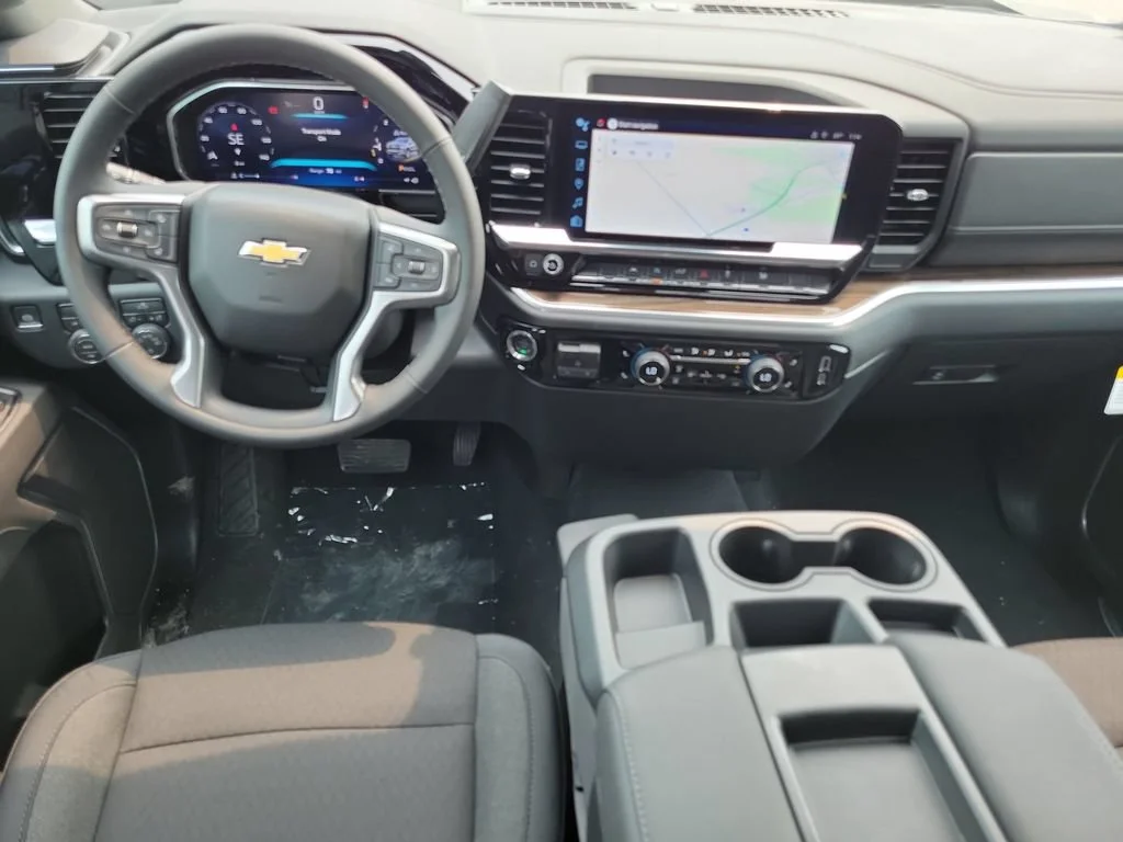 New 2026 Sterling Gray Metallic Chevrolet LT (2FL) image 20