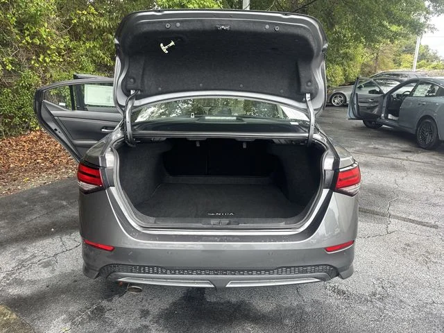 Used 2023 Gray Nissan SR image 12