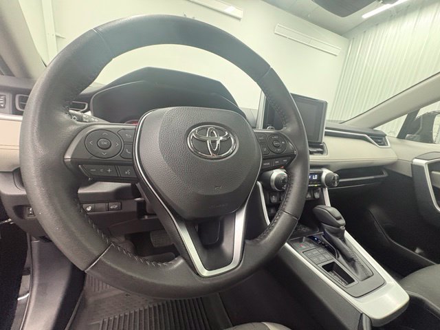 Used 2025 Black Toyota XLE image 20