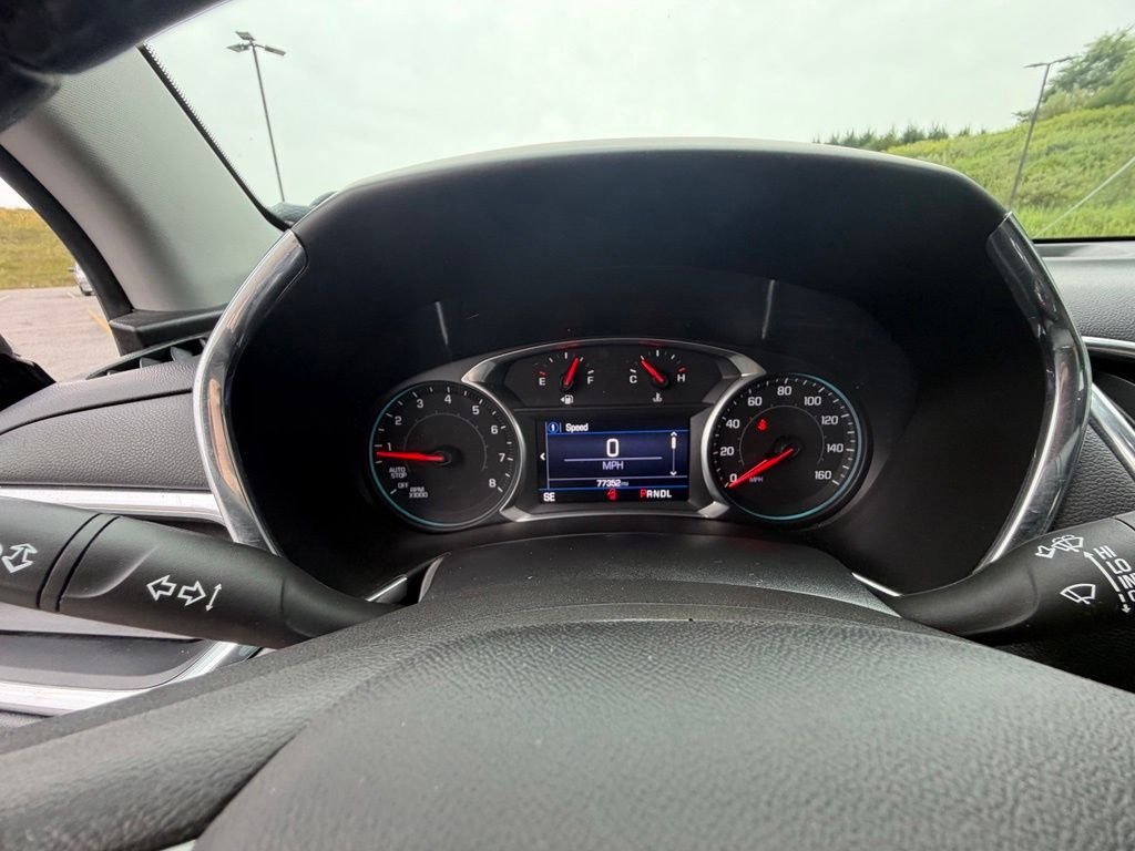 Used 2019 Pacific Blue Metallic Chevrolet LT image 28