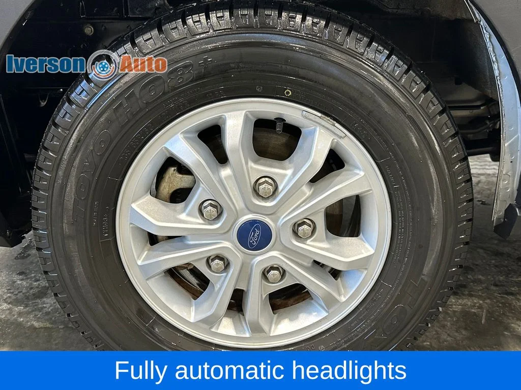 Used 2023 Silver Ford XL image 12