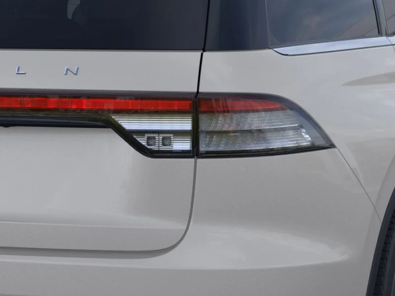 Used 2025 Ceramic Pearl Metallic Tri-Coat Lincoln Reserve image 21