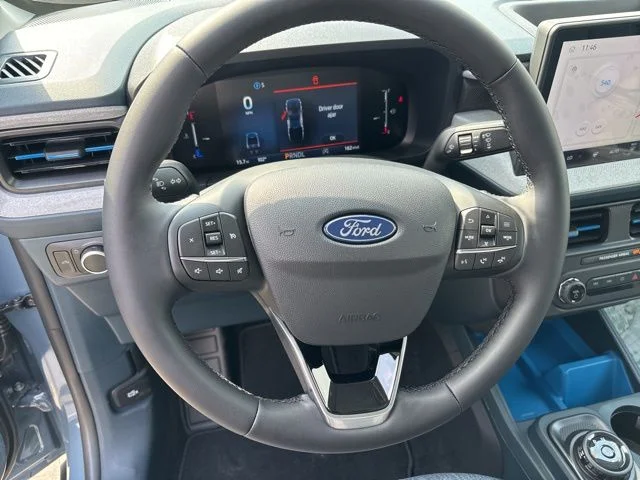 2025 Ford Maverick XLT - Photo 13