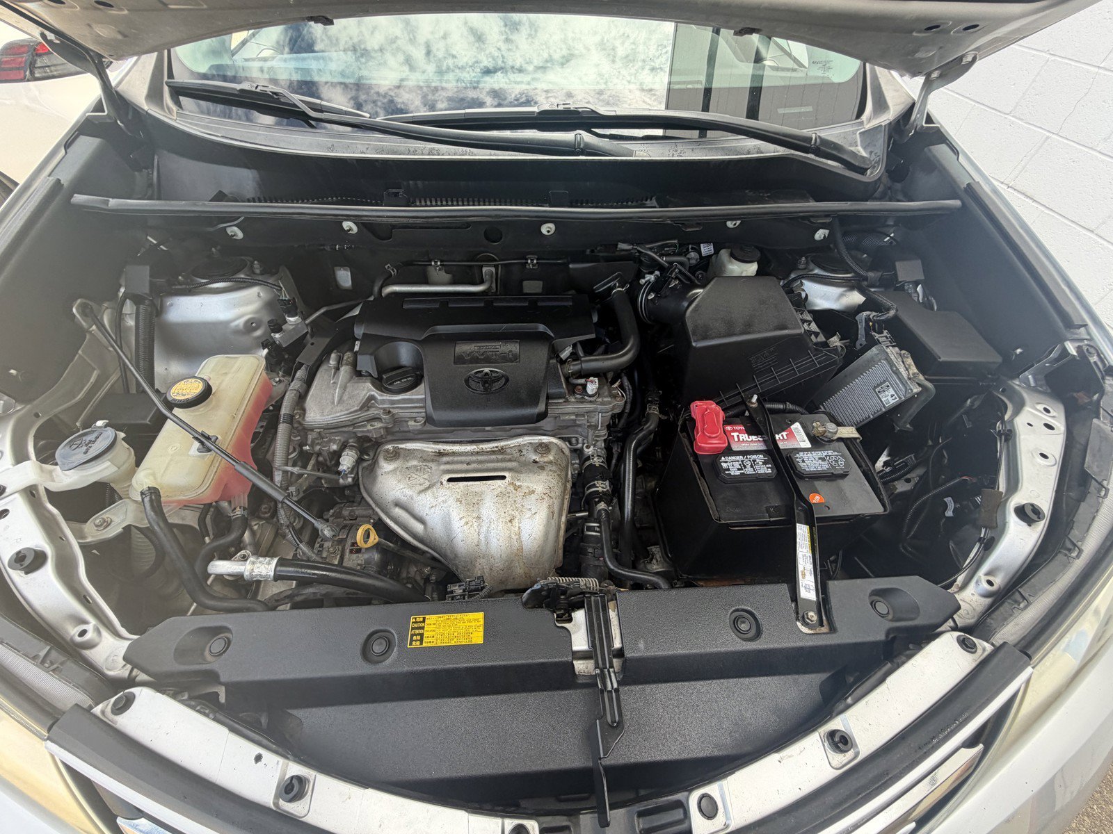 Used 2015 Classic Silver Metallic Toyota Limited image 26