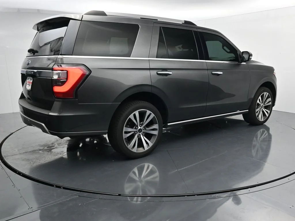 Used 2021 Gray Ford Limited image 8