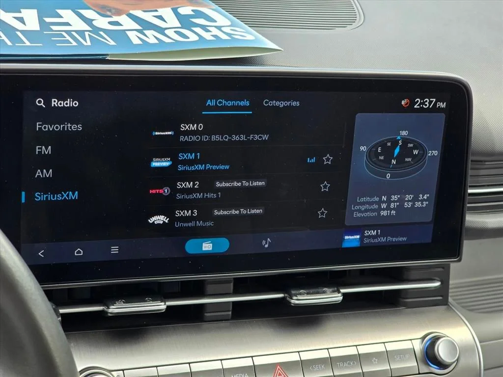 Used 2025 Gray Hyundai SEL image 4