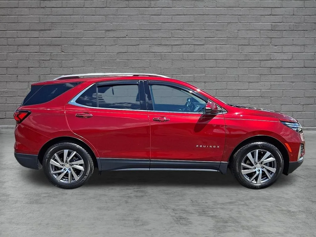 Used 2023 RADIANT RED TINTCOAT Chevrolet Premier image 42