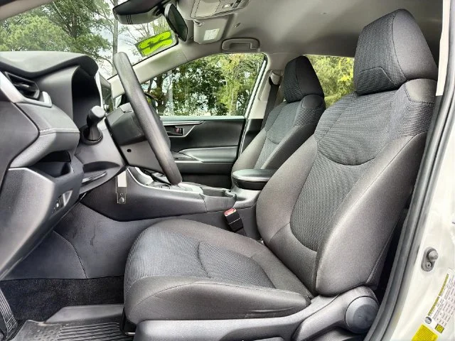 Used 2023 White Toyota LE image 11