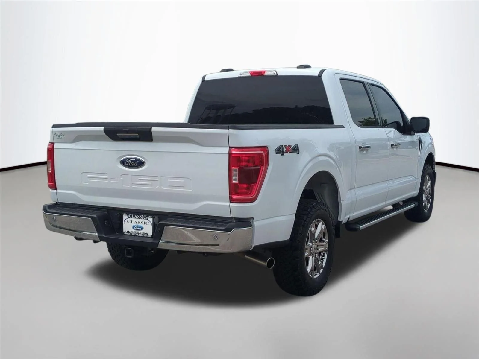 Used 2023 Oxford White Ford XL image 6