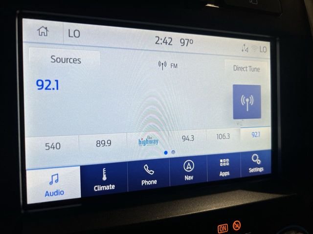 Used 2021 White Ford Lariat image 12