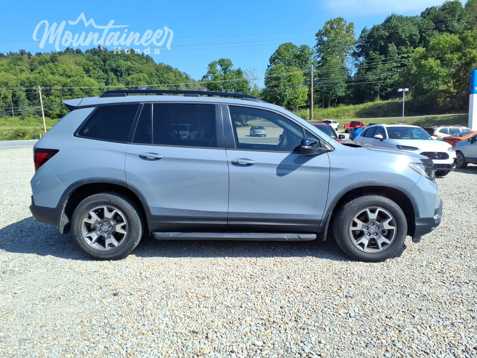 Used 2022 Sonic Gray Pearl Honda TrailSport image 4