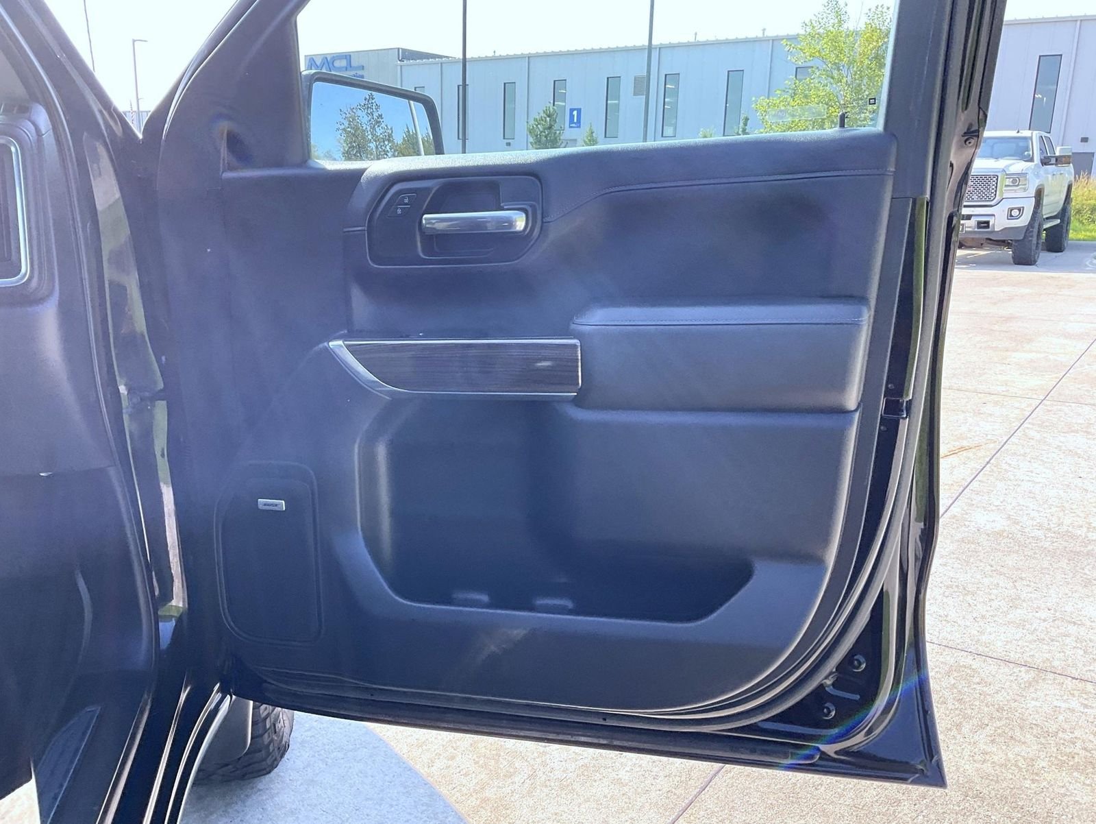 Used 2019 Black Chevrolet LT Trail Boss image 17