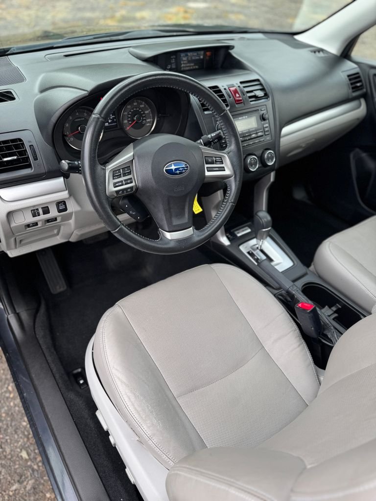 Used 2014 Dark Gray Metallic Subaru 2.5i Limited image 30