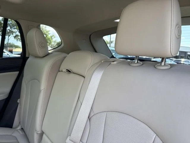 Used 2018 Red Buick Premium II image 14