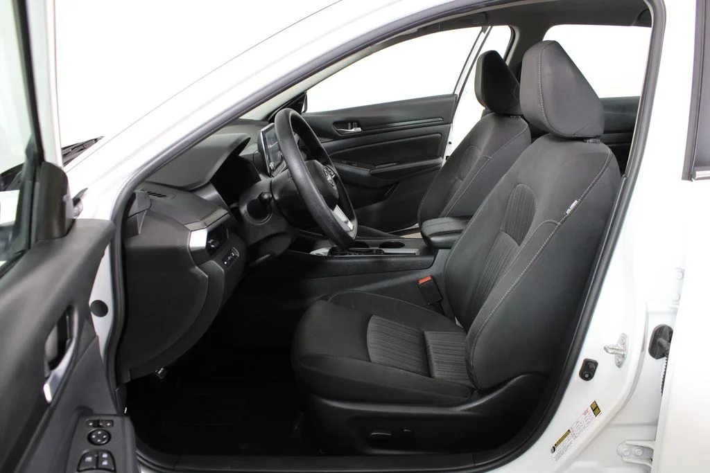 2025 Nissan Altima SV - Photo 20