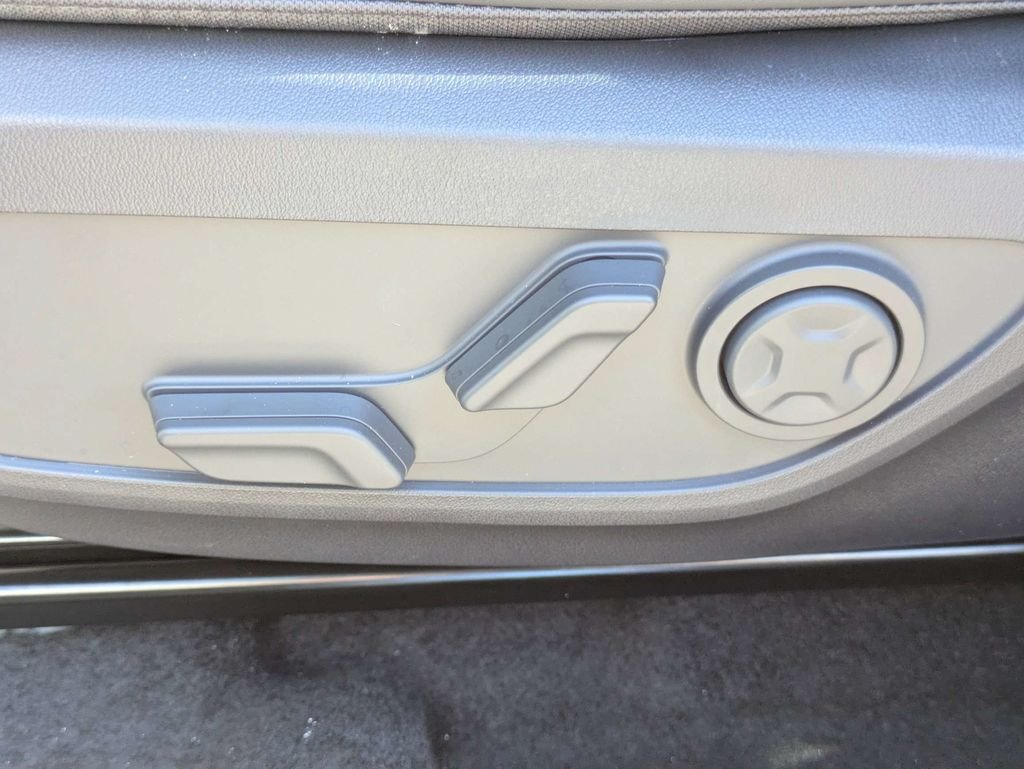 New 2027 Frost Blue Kia X-Line image 20