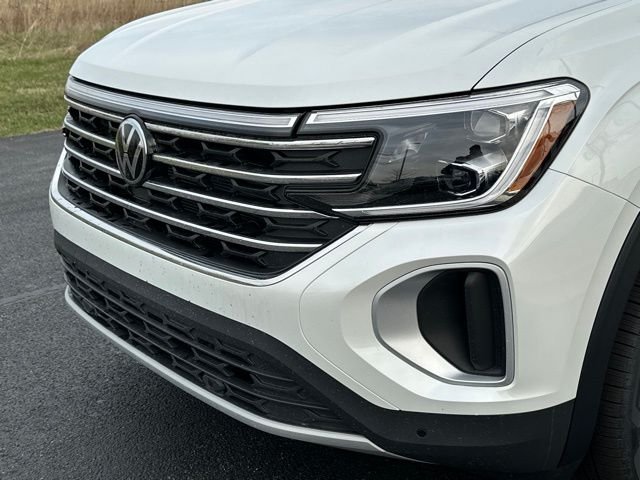2026 Volkswagen Atlas SE w/Tech - Photo 8