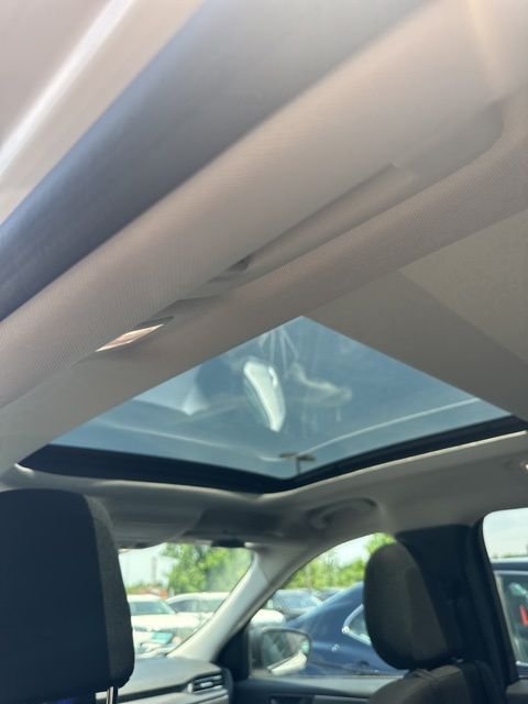 Used 2023 White Ford Active image 8