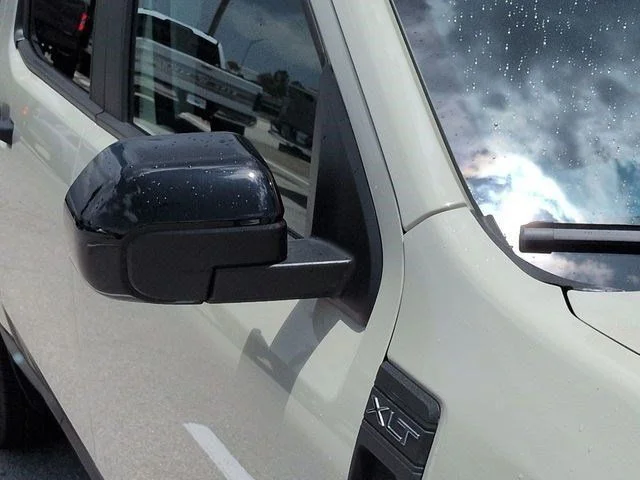 Used 2024  Ford XLT image 12