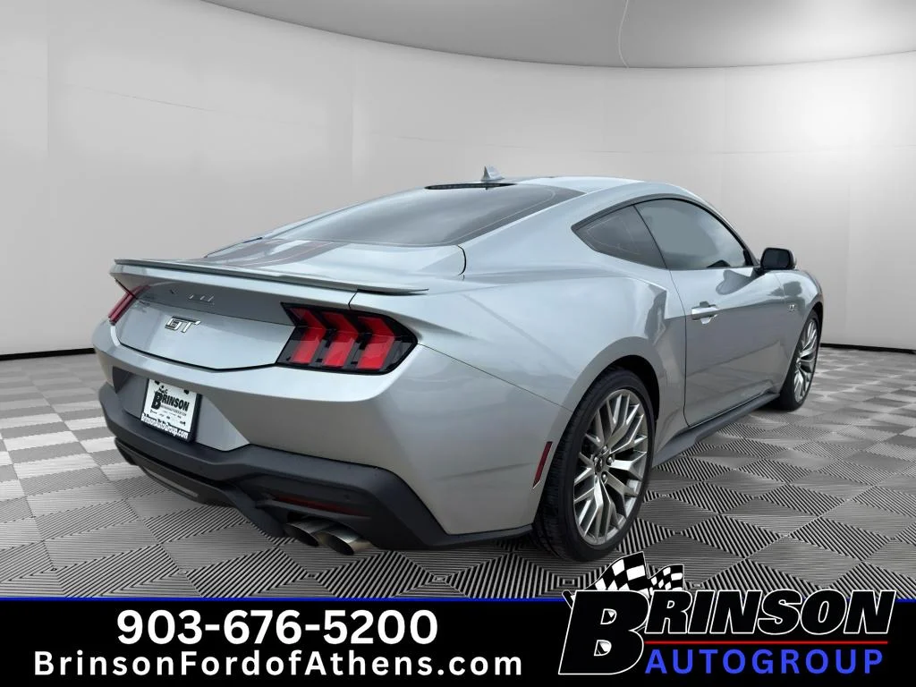 Used 2025 Iconic Silver Ford GT Premium image 5
