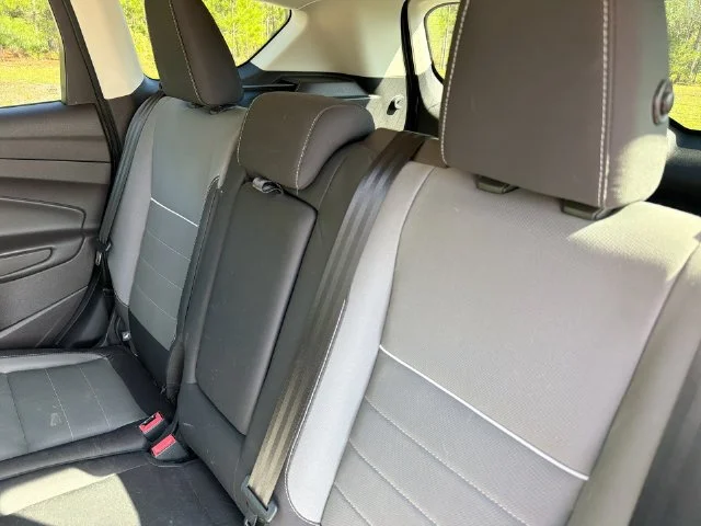 Used 2015  Ford SE image 15