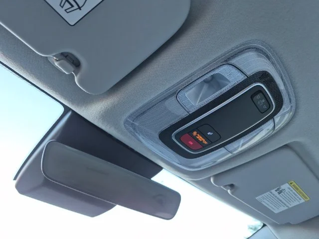Used 2025 Red Hyundai SEL Convenience image 34