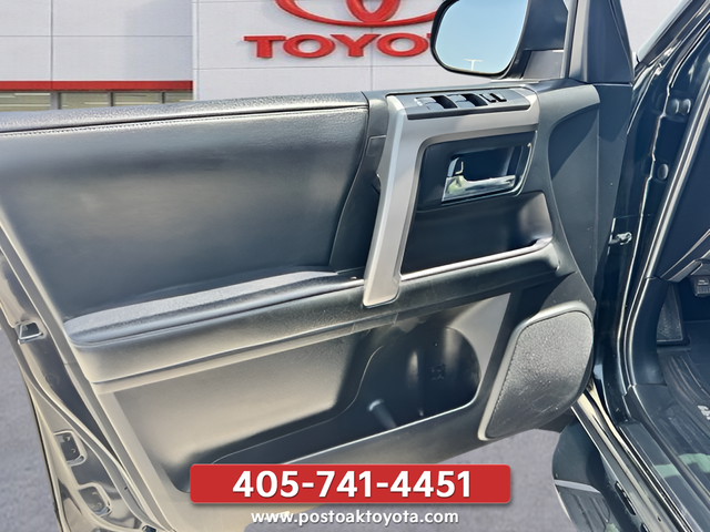 Used 2021 Black Toyota SR5 image 28