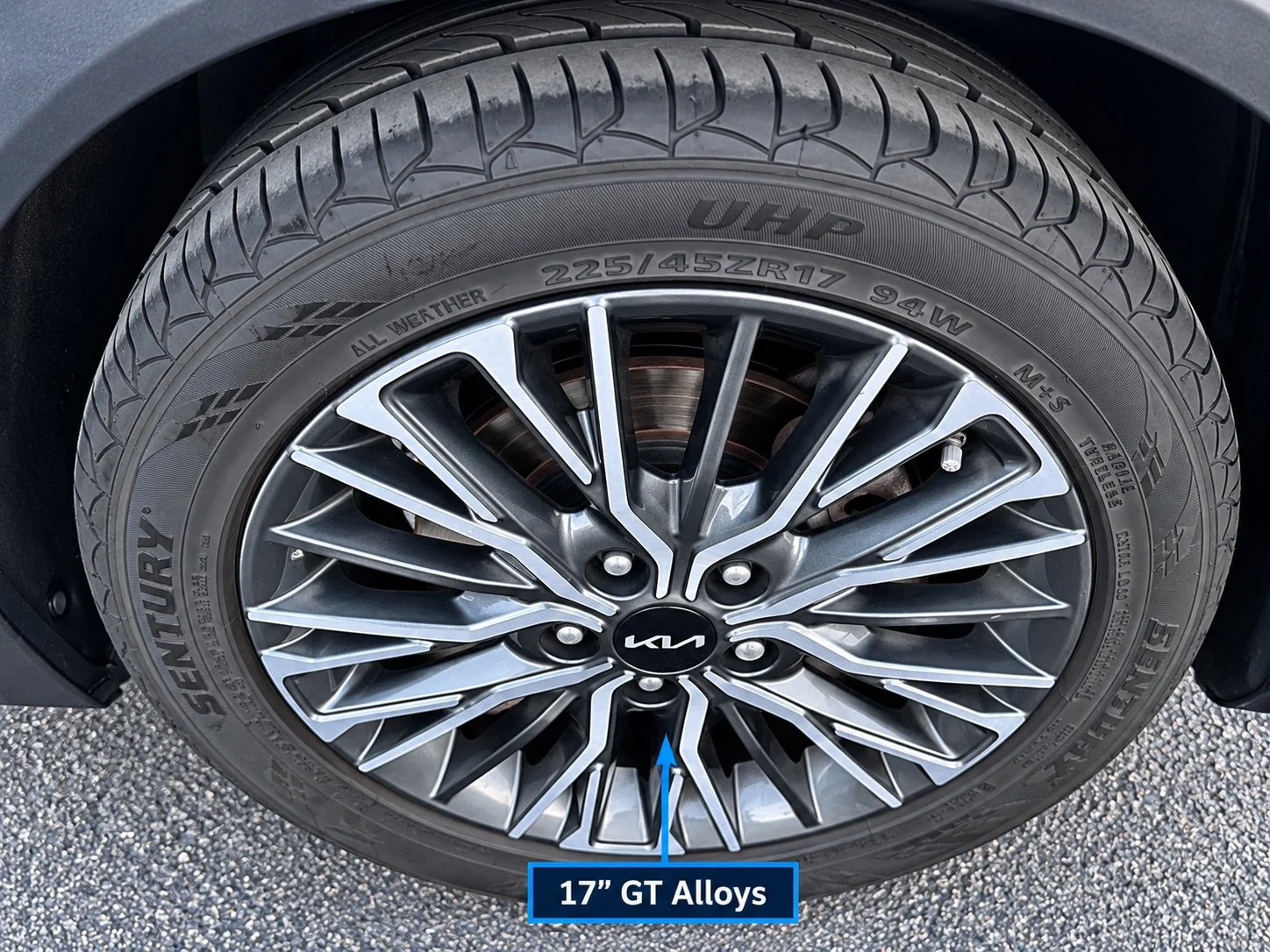 Used 2023 Gravity Gray Kia GT-Line image 23