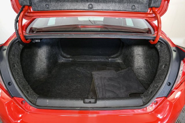 Used 2019 Red Honda LX image 10