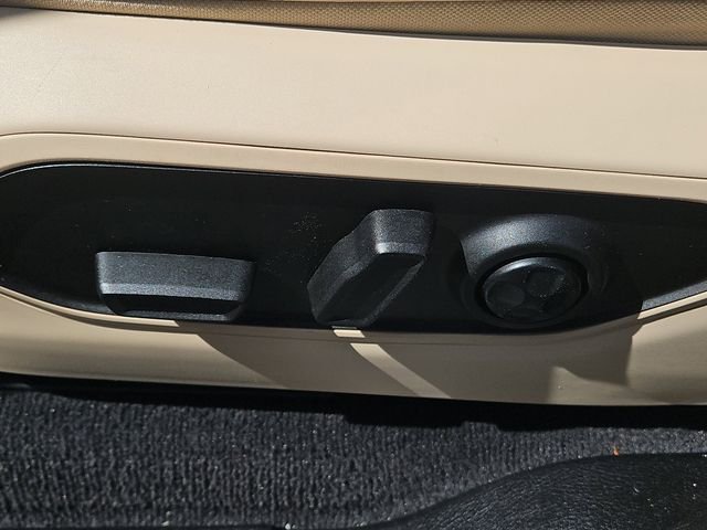 Used 2021 Bright White Clearcoat Jeep Limited image 18