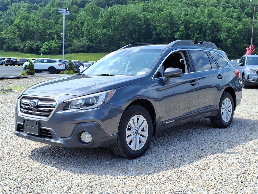 Used 2019 Gray Subaru 2.5i Premium image 3