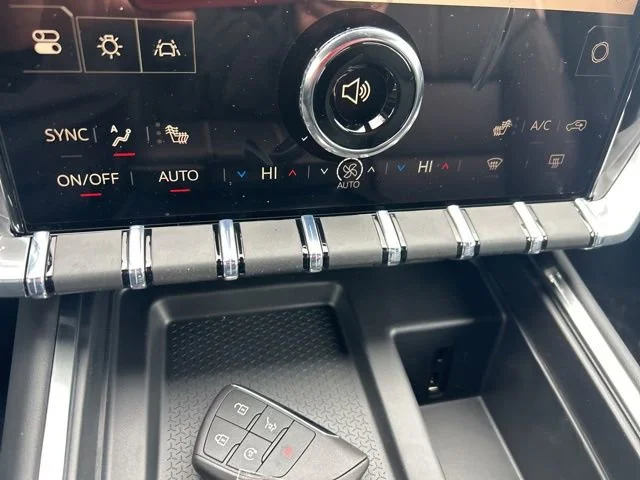 2026 GMC Acadia Elevation - Photo 17
